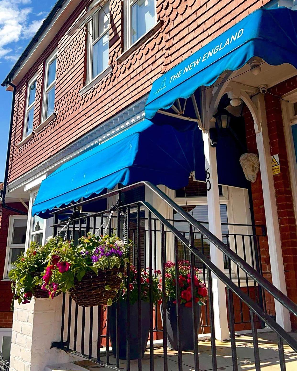 The New England Hotel Истборн Екстериор снимка